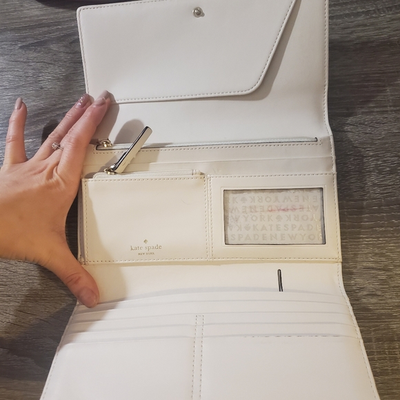 Wallet - Picture 2 of 3